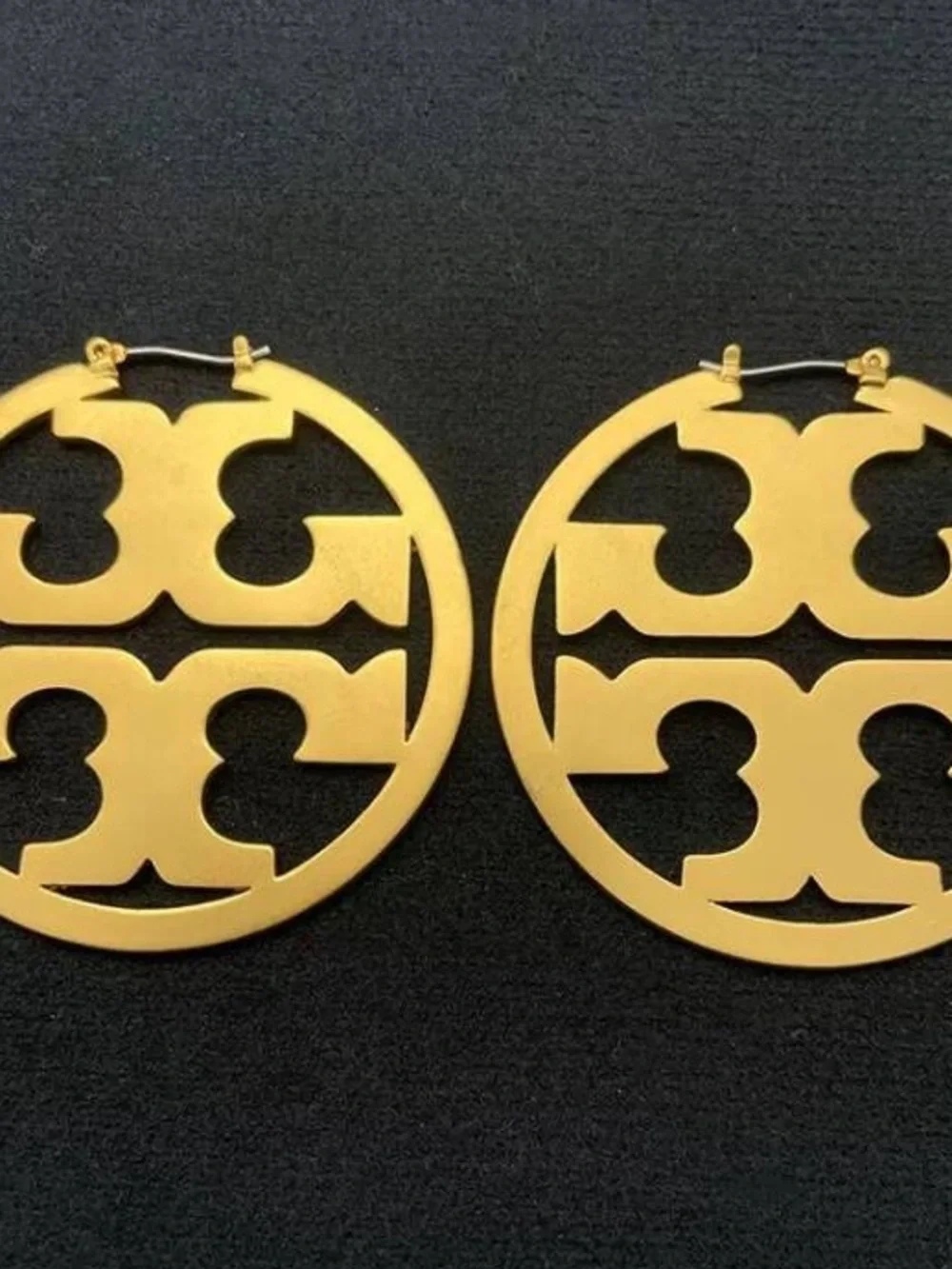 Tory Burch Miller hoop Gold Logo Earrings